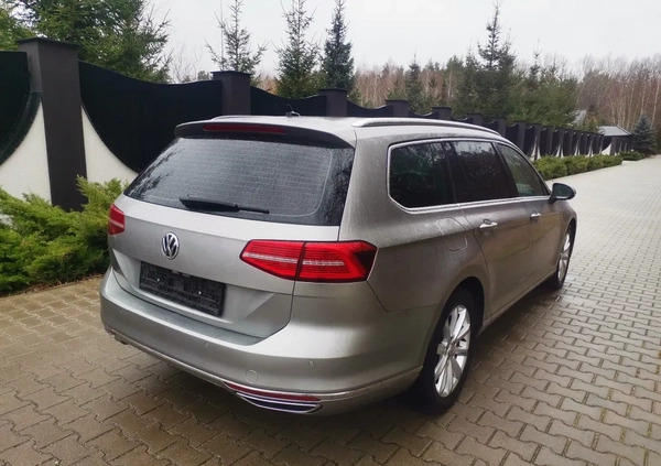 Volkswagen Passat cena 63999 przebieg: 245000, rok produkcji 2015 z Słubice małe 211